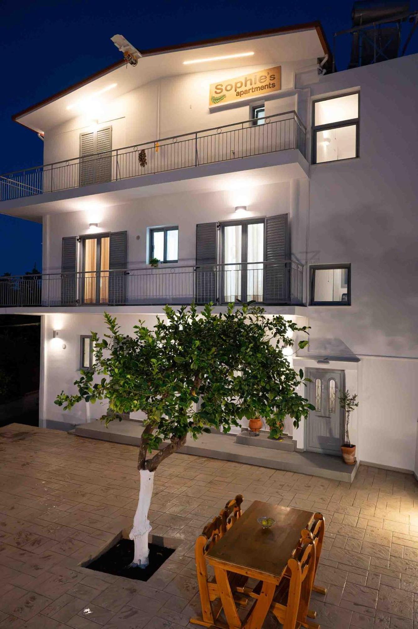 Sophie'S Apartments 3&4 Poros Town Luaran gambar